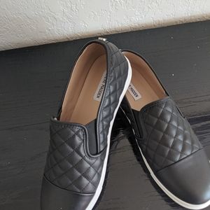 Steve Madden Zaander slip-on